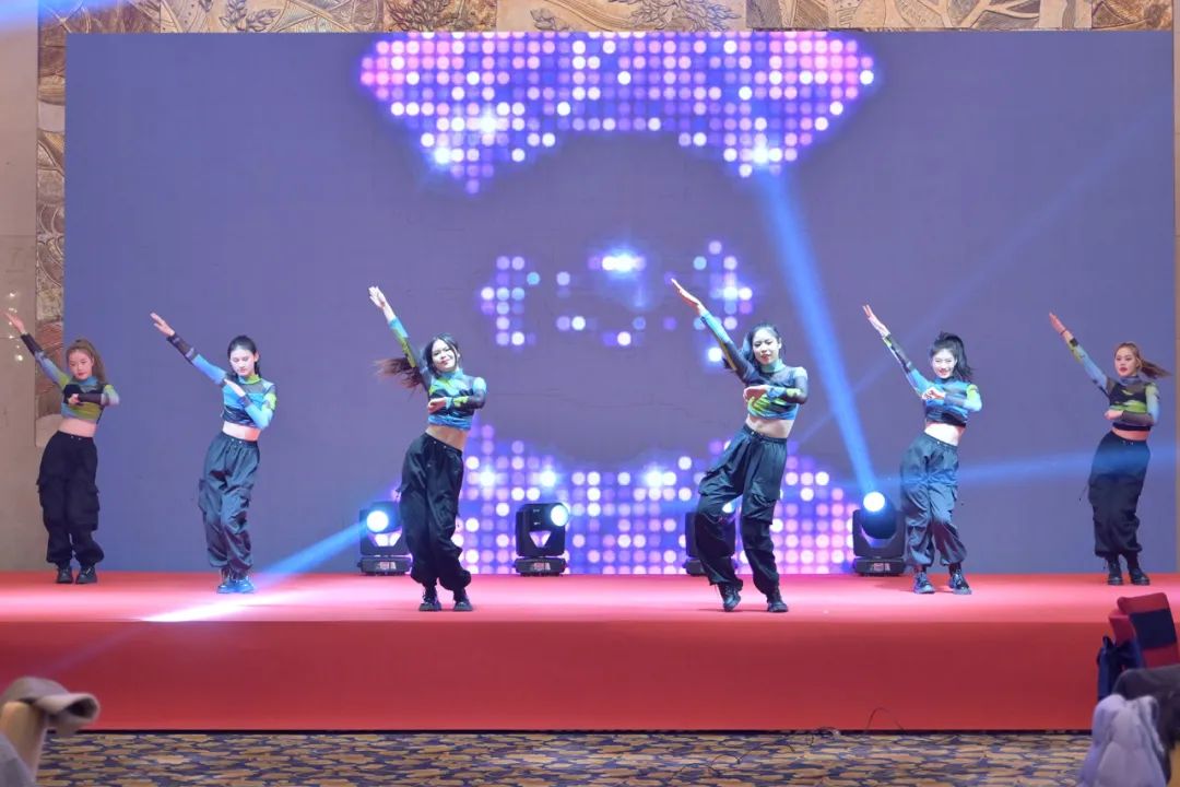 龍騰年·秉初心·創未來|清風裝飾25周年主題年會圓滿成功！