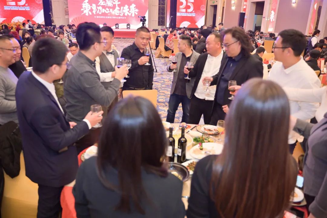 龍騰年·秉初心·創未來|清風裝飾25周年主題年會圓滿成功！