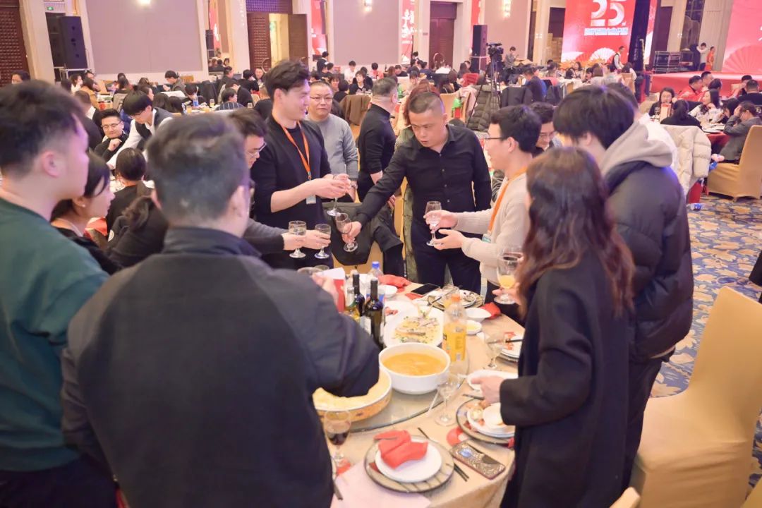 龍騰年·秉初心·創未來|清風裝飾25周年主題年會圓滿成功！