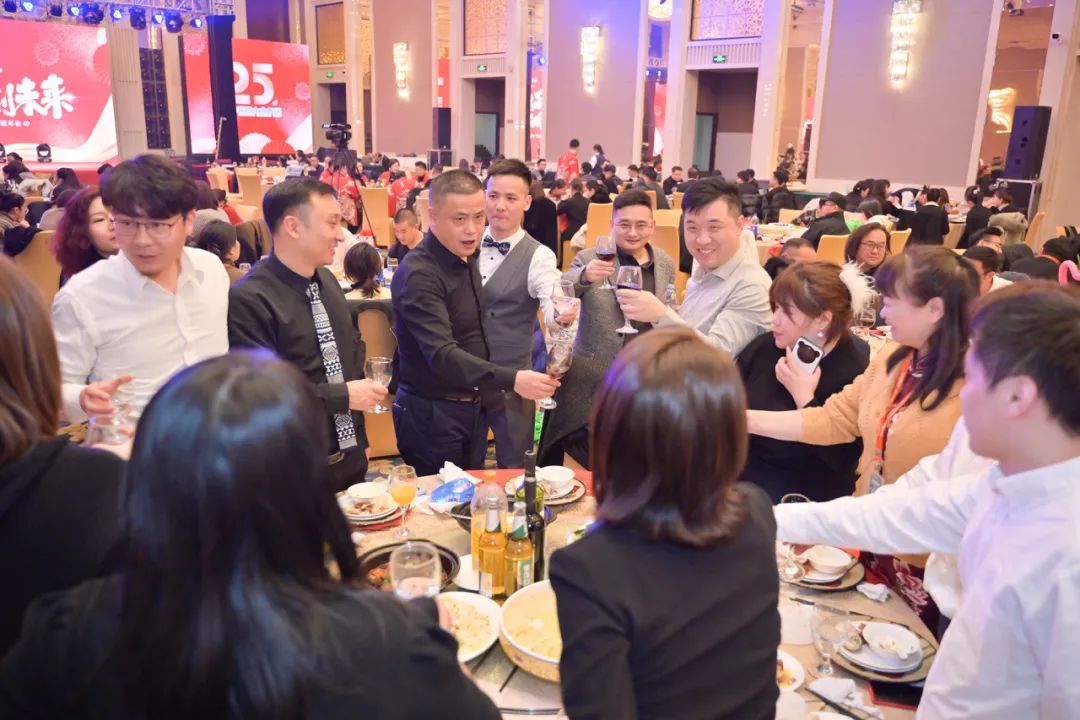 龍騰年·秉初心·創未來|清風裝飾25周年主題年會圓滿成功！