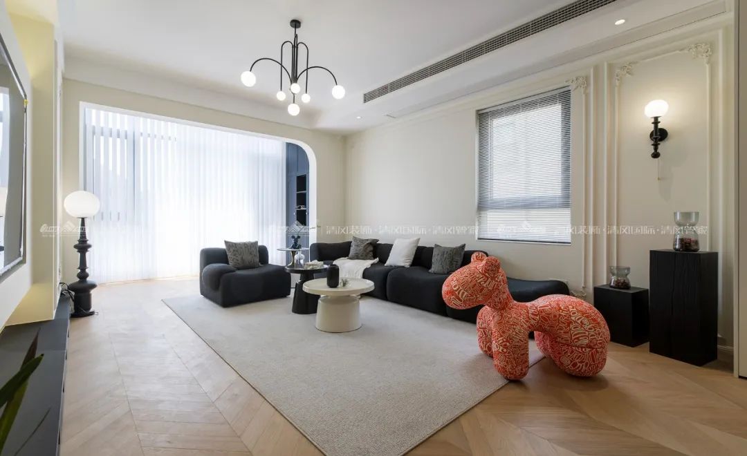 賞·析|300㎡輕法混搭風，時尚溫馨感拉滿！