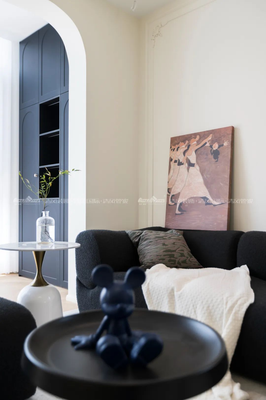 賞·析|300㎡輕法混搭風,時尚溫馨感拉滿! 賞·析|300㎡輕法混搭風,時尚溫馨感拉滿!