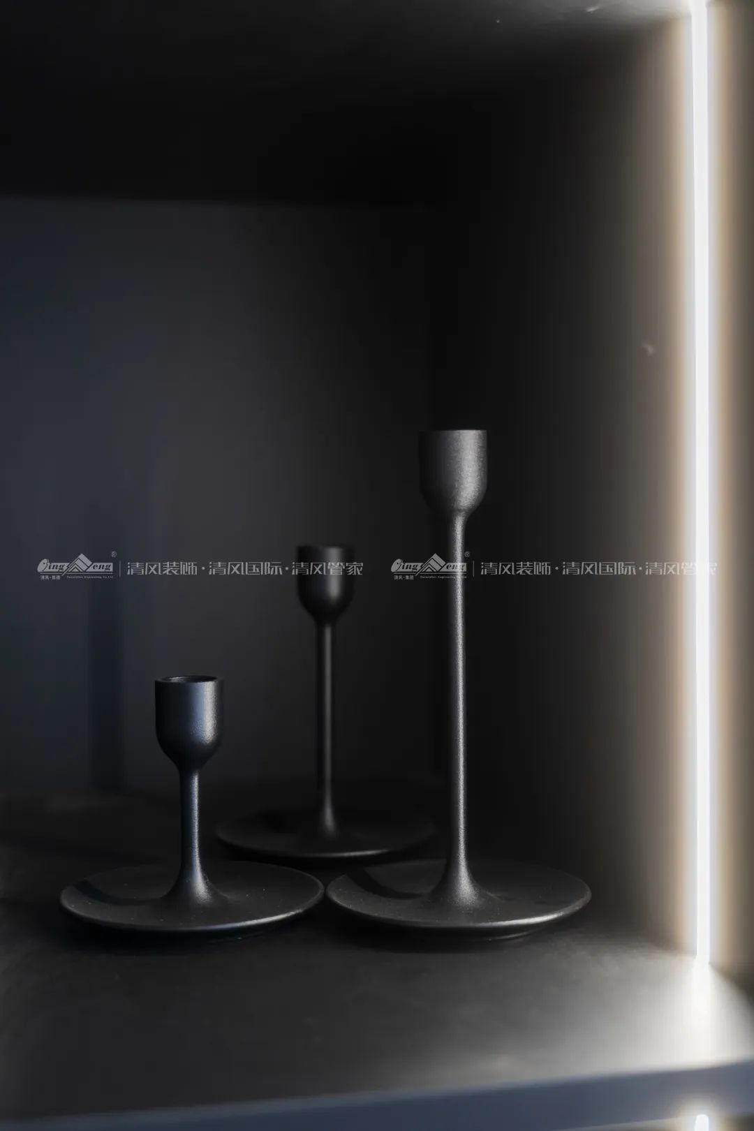 賞·析|300㎡輕法混搭風,時尚溫馨感拉滿! 賞·析|300㎡輕法混搭風,時尚溫馨感拉滿!