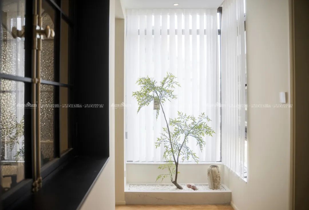 賞·析|300㎡輕法混搭風,時尚溫馨感拉滿! 賞·析|300㎡輕法混搭風,時尚溫馨感拉滿!