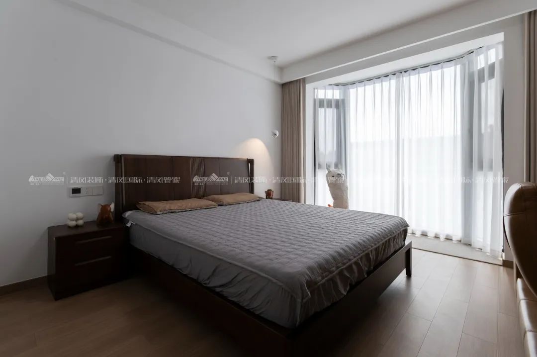 賞·析|420㎡現(xiàn)代簡(jiǎn)約，家是自然的延伸