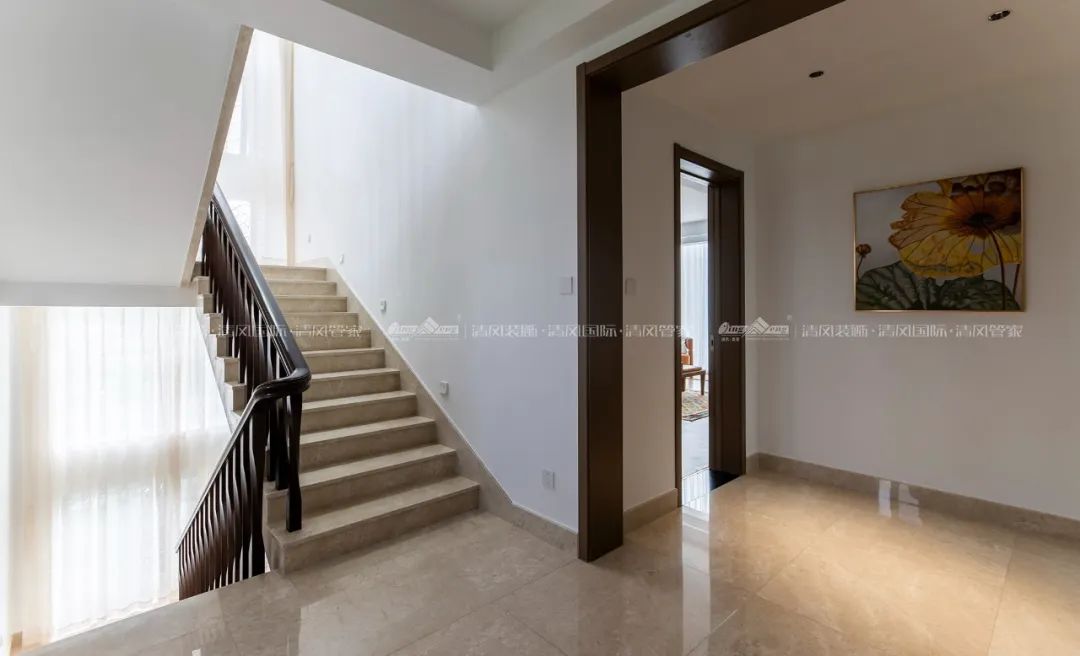 賞·析|420㎡現(xiàn)代簡(jiǎn)約，家是自然的延伸