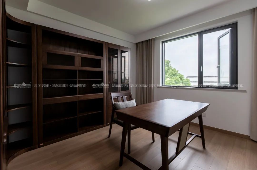 賞·析|420㎡現(xiàn)代簡(jiǎn)約，家是自然的延伸