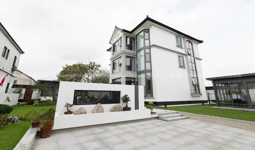 賞·析|420㎡現(xiàn)代簡(jiǎn)約，家是自然的延伸